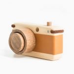 دوربین عکاسی چوبی